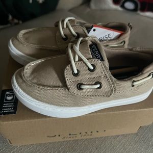 Never worn Kids Sperrys size 9